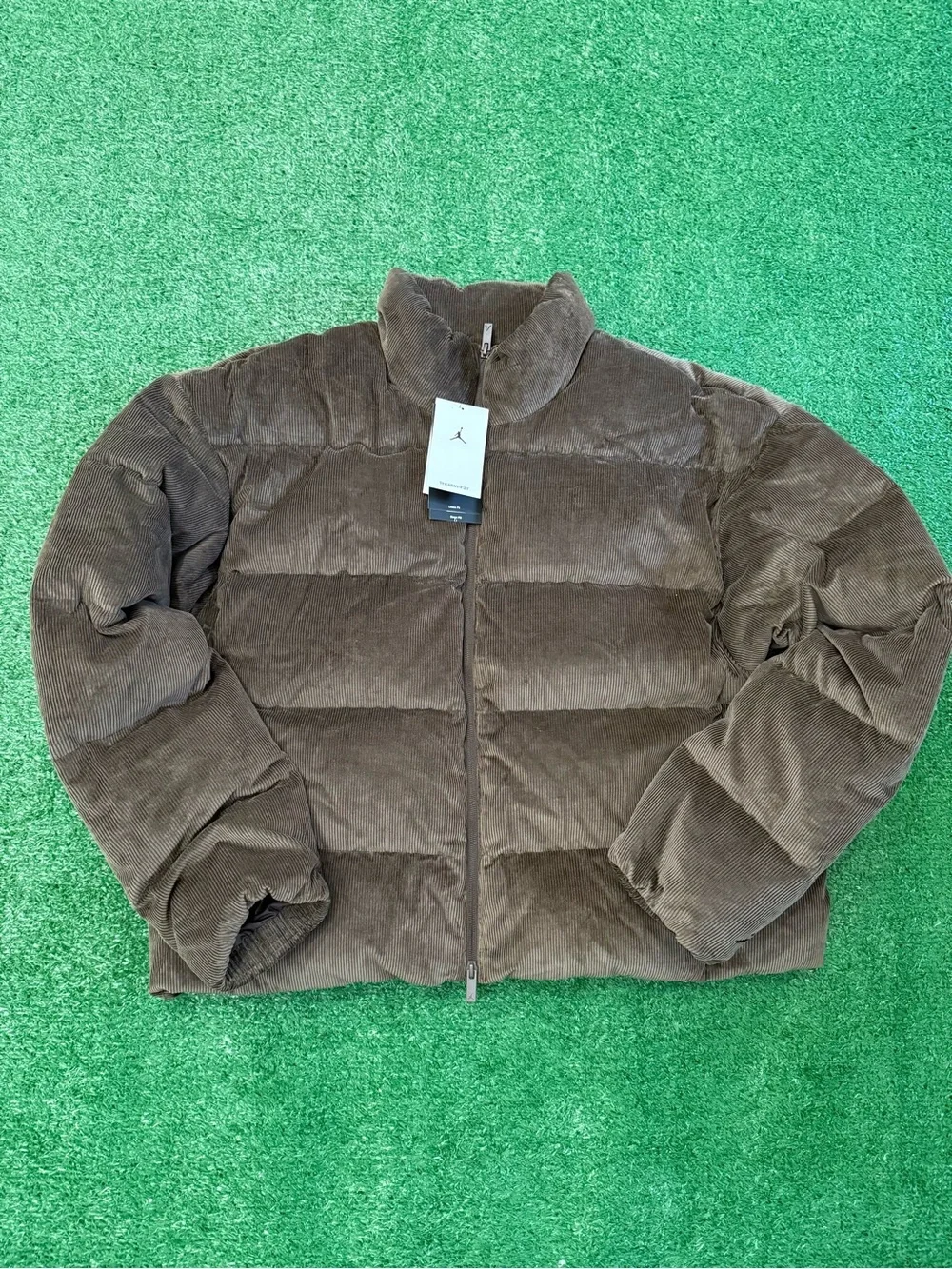 Air Jordan Flight Down Corduroy Puffer Jacket – Men’s Large – Brand New
